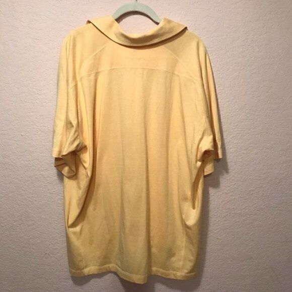 Men’s yellow shirt. Size Large. - Picture 5 of 6